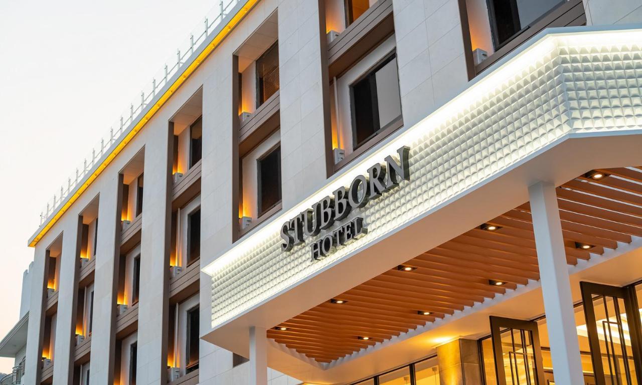 Stubborn Hotel Geoje Exteriör bild